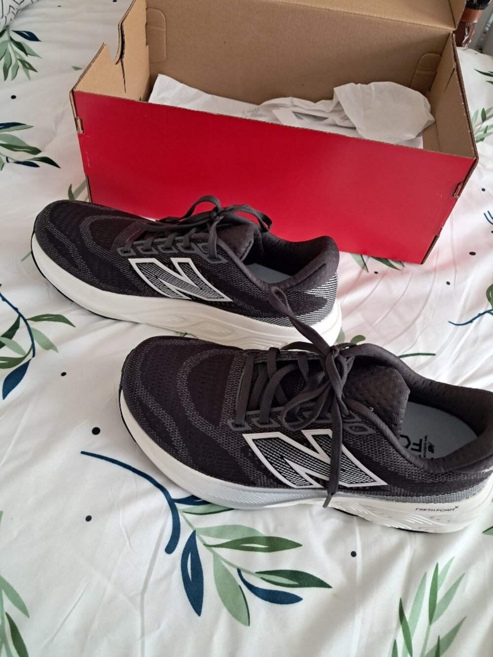 Womens' New Balance 880 shoes - Picture 4 of 9